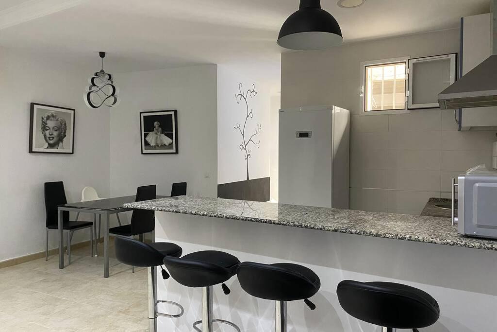 Apartamentos Manrique Херес де ла Фронтера Екстериор снимка